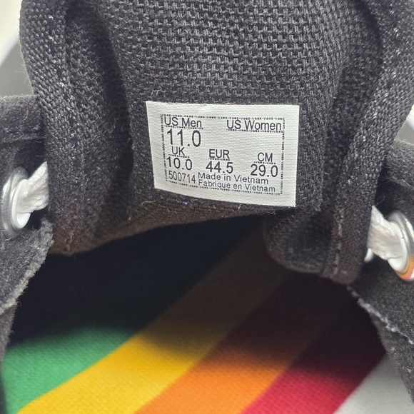 Vans Slip Ons Low Top Embroidery on Heels LGBTQ Sneakers Men's Size 11 New - Picture 4 of 9